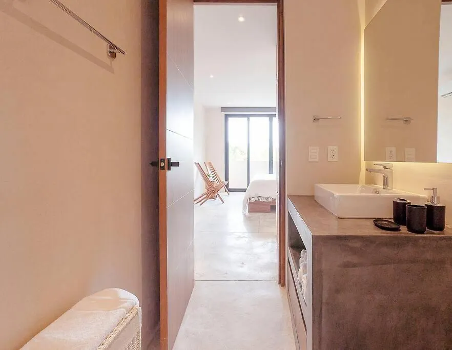Amazing And Central New Condo 2 Bedroom La Veleta Tulum 0*,  México